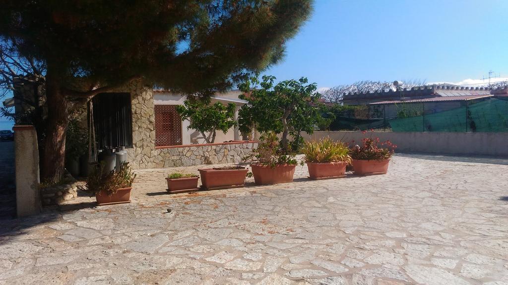 Appartamento Spiaggia Playa Castellammare del Golfo Eksteriør billede